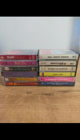 12 casete CANTANTES ESPAÑOLAS por 13€