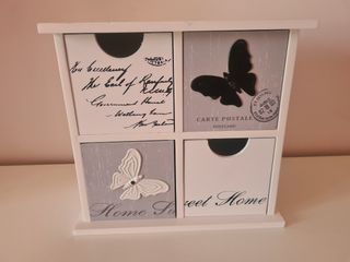 Cajonera decorativa de madera