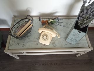 Mesa auxiliar o de centro