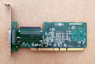 Tarjeta controladora SCSI IBM 39R8750