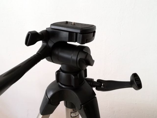 Trípode ligero SLIK aluminio