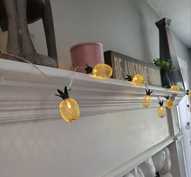 Grinalda de luz LED em forma de abacaxi
