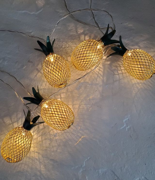 Grinalda de luz LED em forma de abacaxi