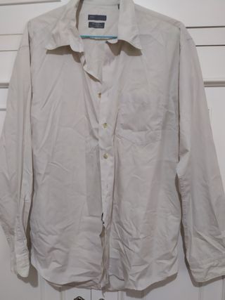 Camisa blanca bolsillo ZARA