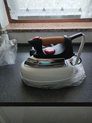 ferro da stiro con caldaia TREVI