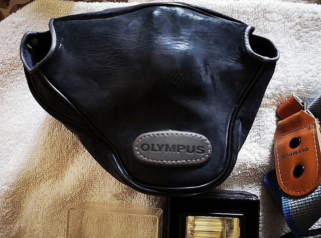 macchina fotografica vintage Olympus om 101 power