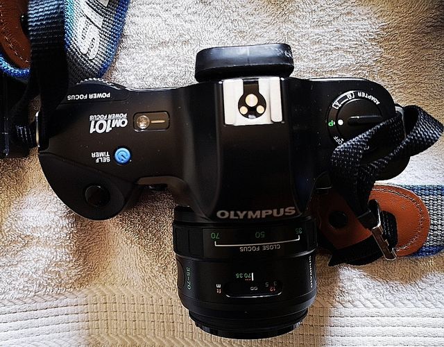 macchina fotografica vintage Olympus om 101 power