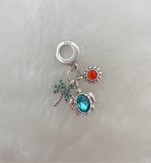 Charm Palmera, tortuga y sol