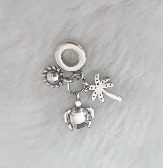 Charm Palmera, tortuga y sol