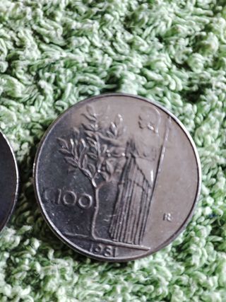 100 lire Italia 4 monete