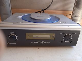 Compact DISC digital marca PROTECH Design