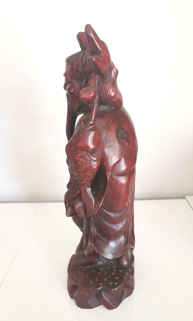 Anciano Pescador . Madera Tallada. Siglo XX.