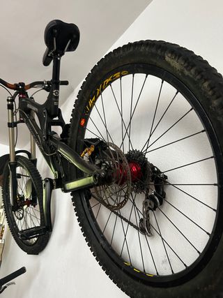BICICLETA SANTA CRUZ V10 año 2015