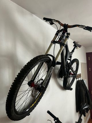 BICICLETA SANTA CRUZ V10 año 2015