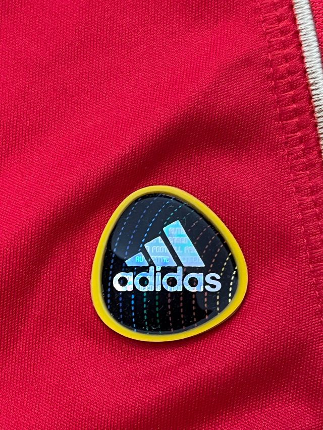 ANTIGUA CAMISETA LIVERPOOL 2010/2011