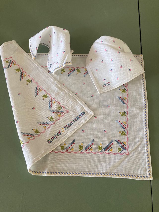 Mantel desayuno antiguo .Tu y Yo.