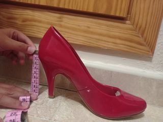Zapato salón charol rojo