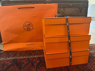 Cajas y bolsa Hermes