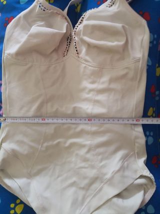 Body talla M para realzar silueta.