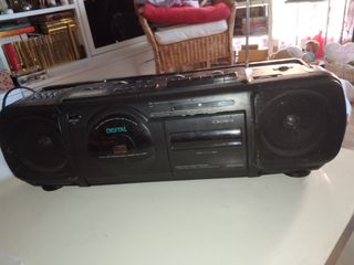 Radio CD Cassette Crown vintage. Años 80