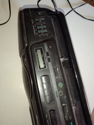 Radio CD Cassette Crown vintage. Años 80