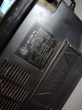 Radio CD Cassette Crown vintage. Años 80
