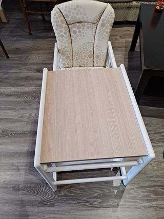 Trona de madera evolutiva MiCuna