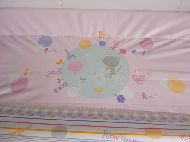 CAMBIADOR BEBE CON CUÑA