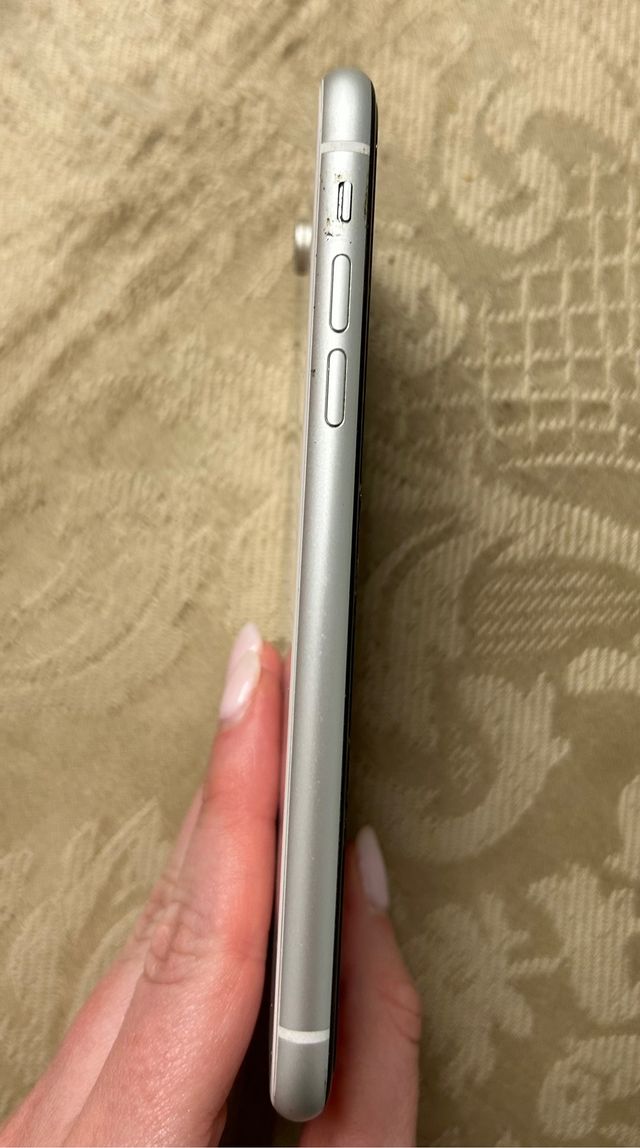 Apple iPhone XR 128gb.