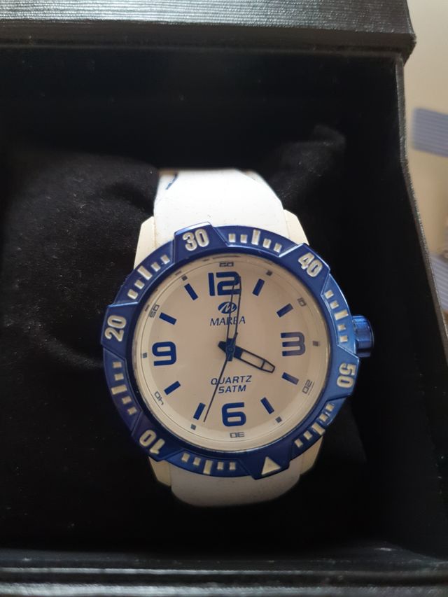 Reloj marea a estrenar