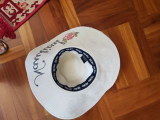 cappello donna bianco con ricami