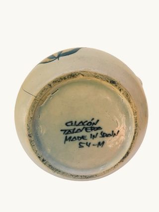 Jarra de cerámica de Talavera firmada por Chacon