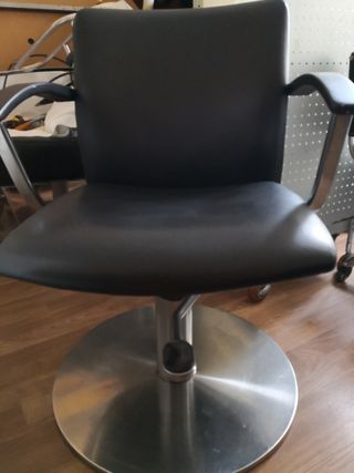sillón para peluquería negro