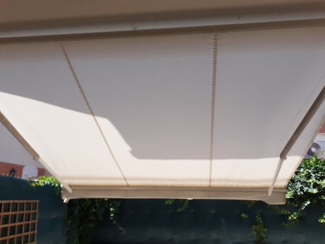 Toldo grande beige