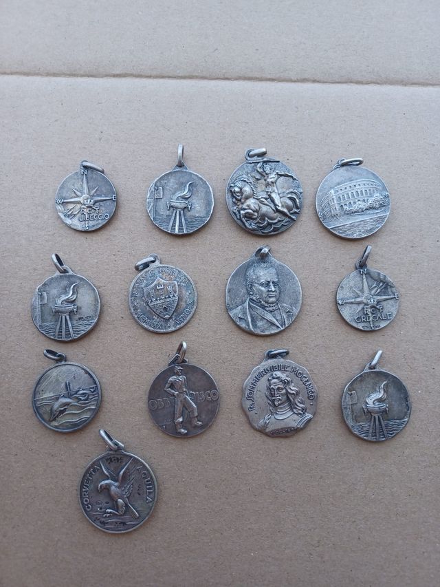 Medallas italianas de plata buques y submar
