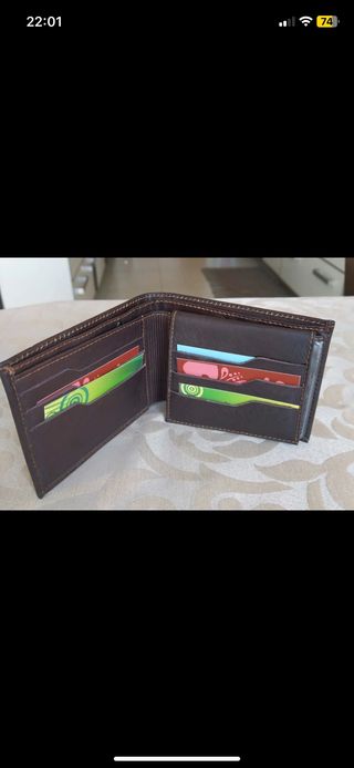 Billetera de puro cuero