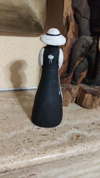 OFERTA! ANTIGUA MUJER FIRMADA IBIZA