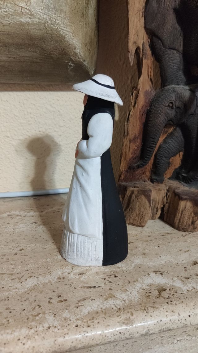 OFERTA! ANTIGUA MUJER FIRMADA IBIZA