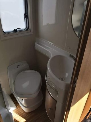 AUTOCARAVANA ALQUILER VILLAVICIOSA