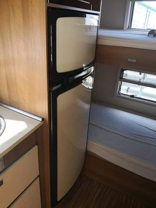 AUTOCARAVANA ALQUILER VILLAVICIOSA