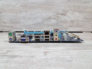Placa GigaByte GA-H61M-DS2 (1155) FALLA RED