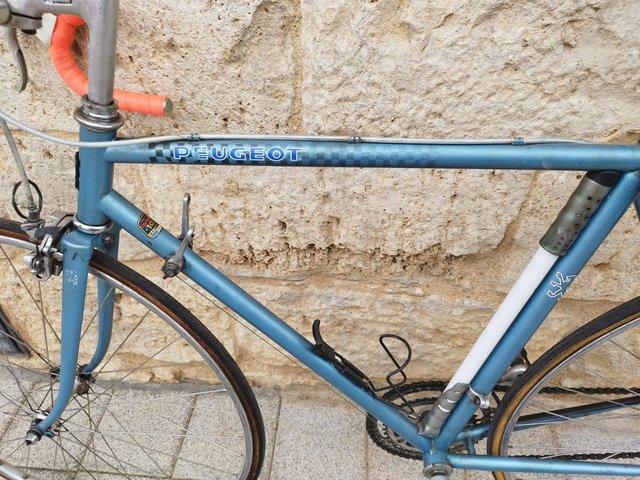 Vintage Peugeot Carbolite 103 Road Bike Made in France LOCAL PICKUP ONLY