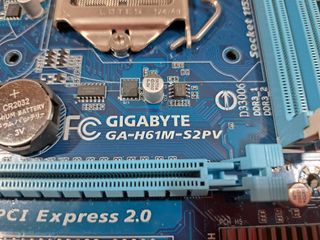 Placa GigaByte GA-H61M-S2PV (1155)