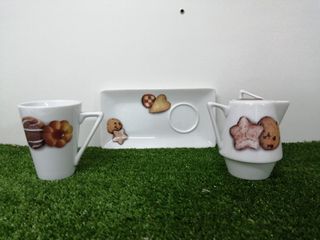 Juego porcelana taza y lechera