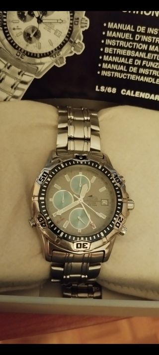 Reloj Lotus Titanio Cronógrafo. Lumen.