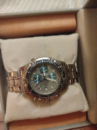 Reloj Lotus 9735. Cronógrafo. Con Caja y manual.