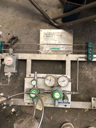 Instalación de gases para corte láser Praxair