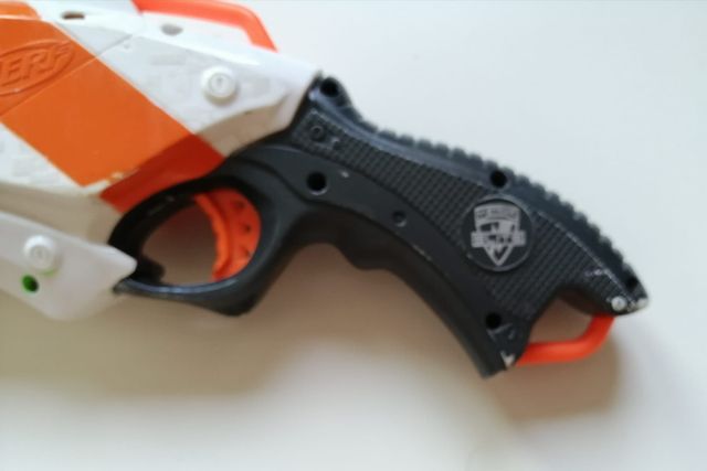 NERF N-Strike Elite Rough Cut 2X4 Blaster