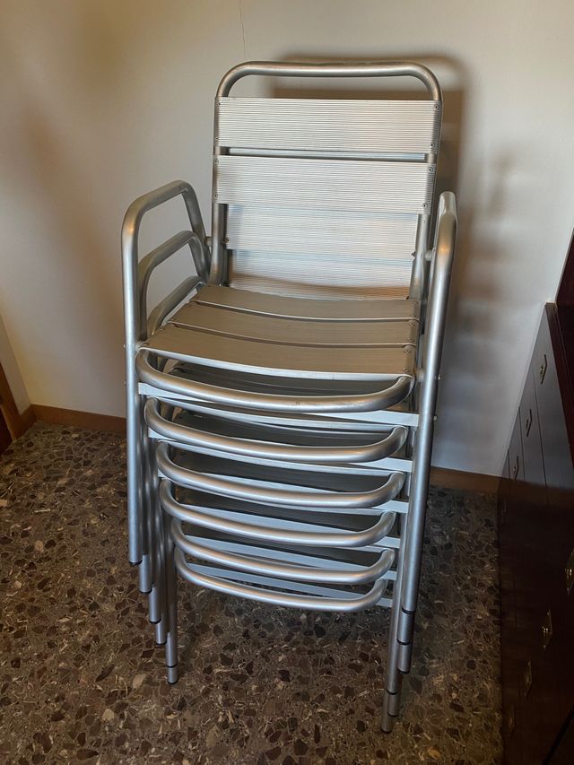 Sillas metalicas terraza vintage