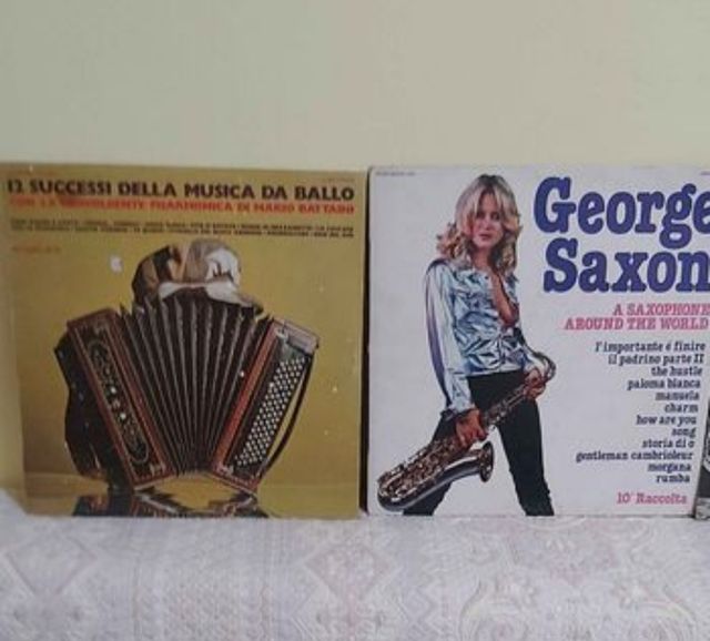 LOTTO  dischi in vinile 25€